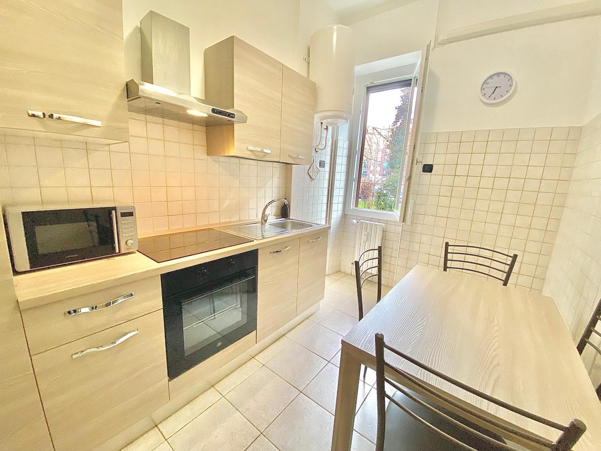 Navigli Style, Tra Metropolitana Famagosta, Comfort E Modernita Appartement Milaan Buitenkant foto